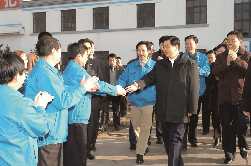 2005年12月14日 胡锦涛总书记亲临我公司视察